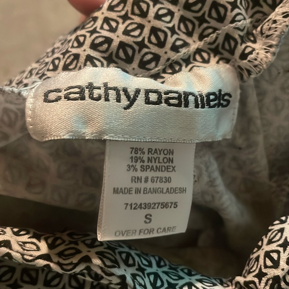 Cathy Daniel’s size small pants